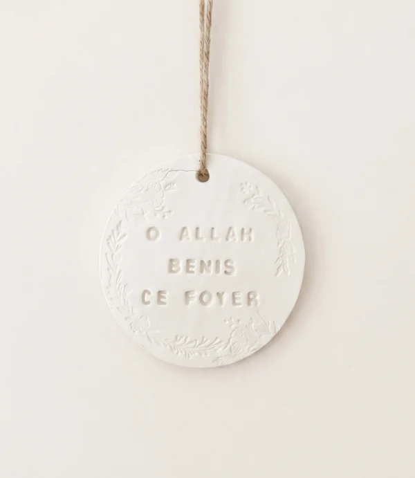 Gemini_Generated_Image_bczmffbczmffbczm Pendentif mural maison avec citation